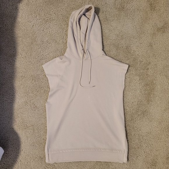 Forever 21 Sleeveless Hoodie With Side Slits - Medium - Picture 1 of 4